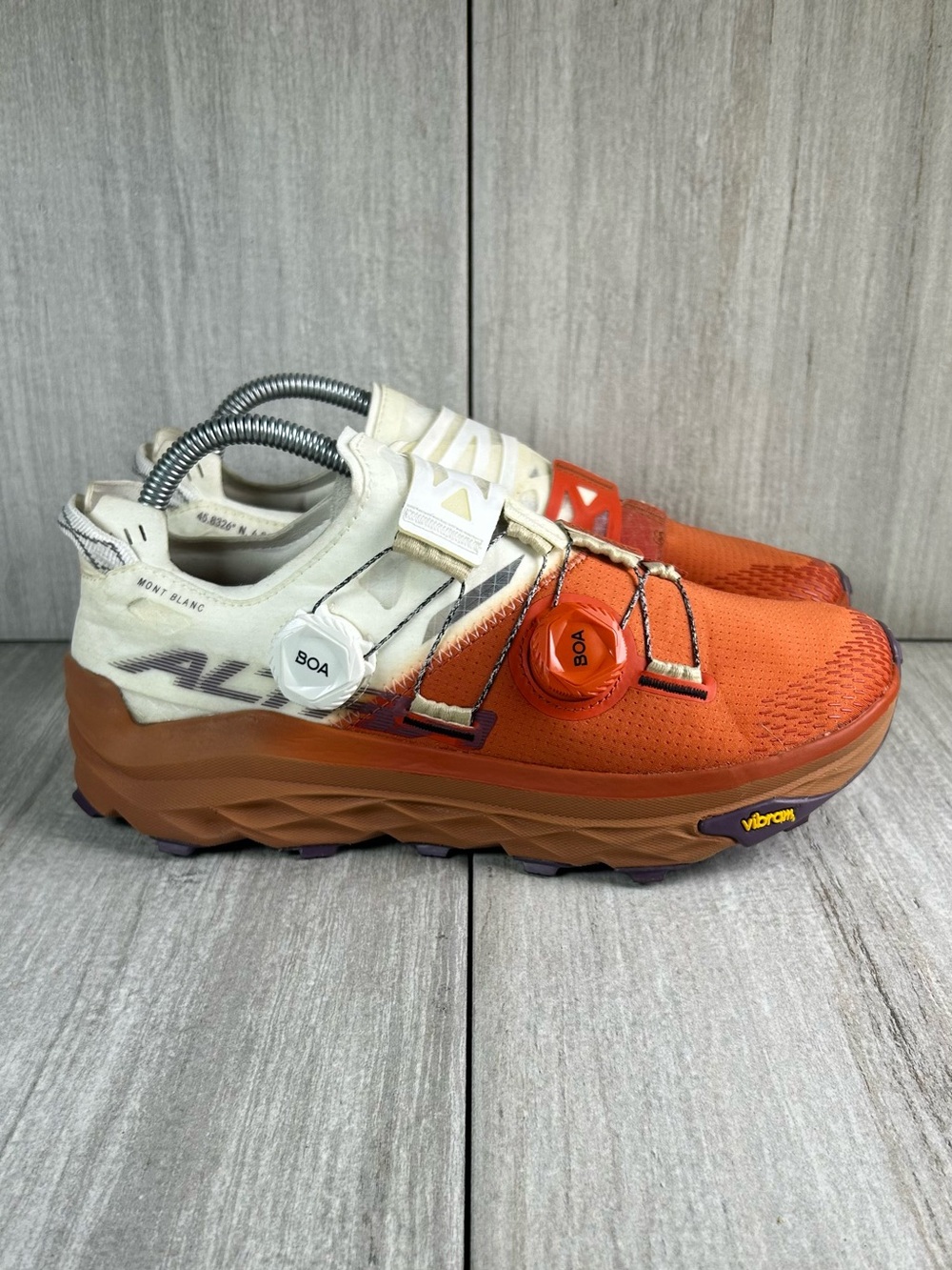 Altra Mont Blanc BOA Orange Trail Running Shoe Athletic Sneaker Women’s Size 9.5